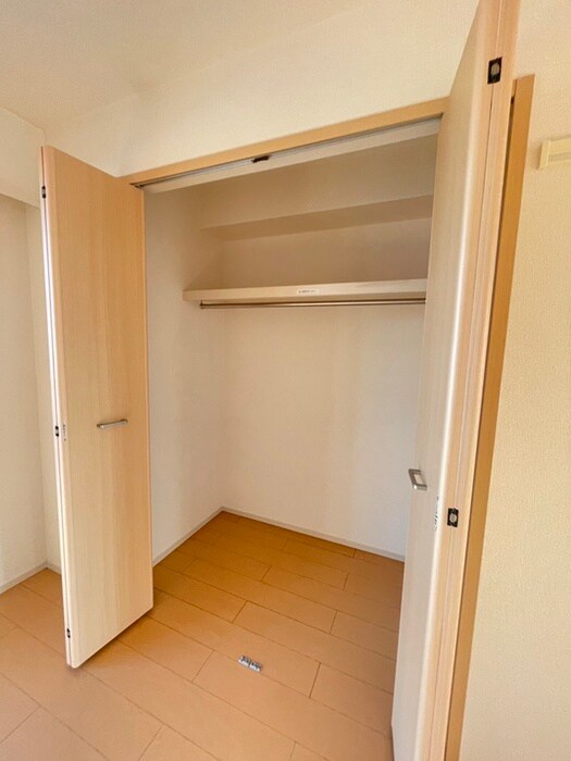 ランドロ－ドＵ　Ｅ棟の物件内観写真