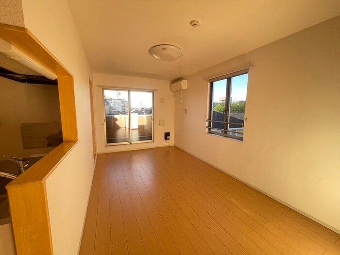 ランドロ－ドＵ　Ｅ棟の物件内観写真