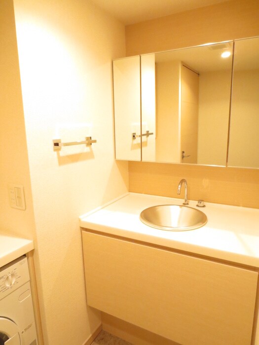 ドゥーエ日本橋の物件内観写真