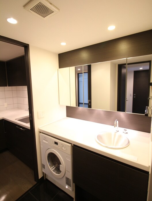 ドゥーエ日本橋の物件内観写真