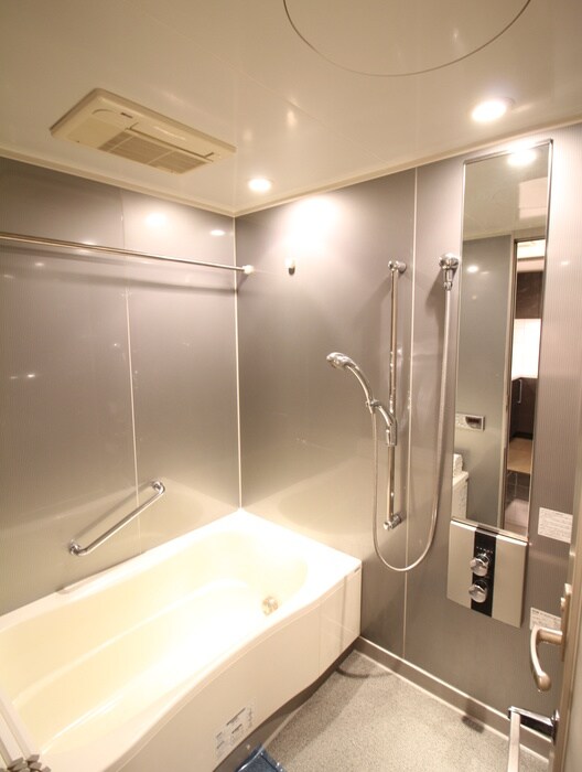 ドゥーエ日本橋の物件内観写真