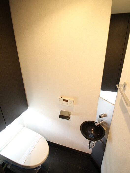 ドゥーエ日本橋の物件内観写真