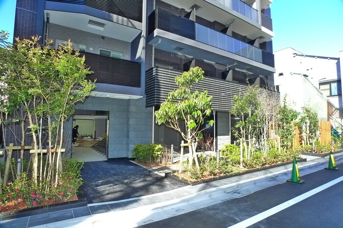 プレサンス・ジェネ浅草ＷＥＳＴの物件外観写真