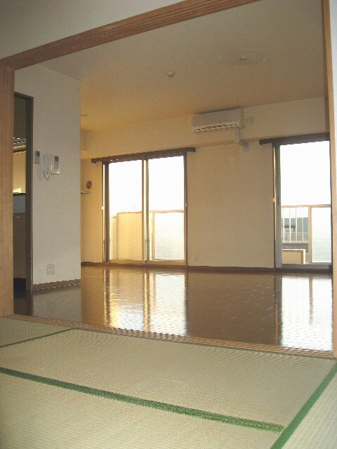 サニーウェル仲村の物件内観写真