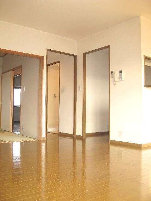 サニーウェル仲村の物件内観写真