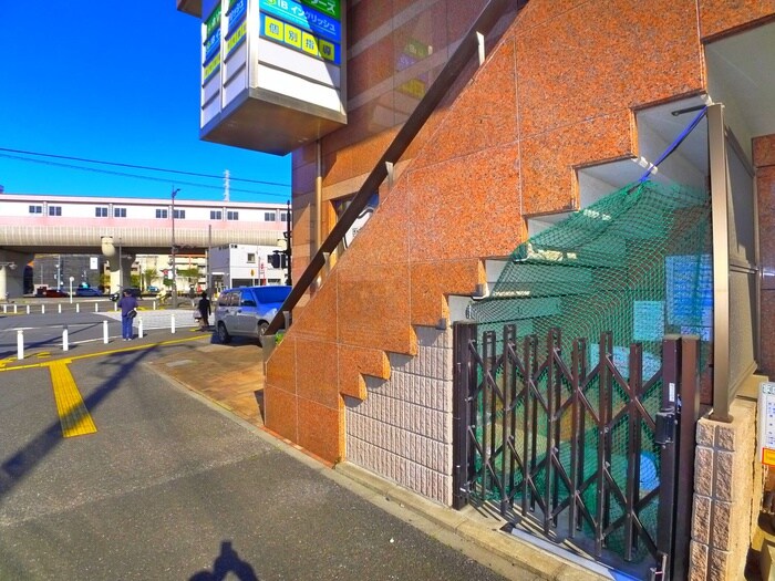 サニーウェル仲村の物件外観写真