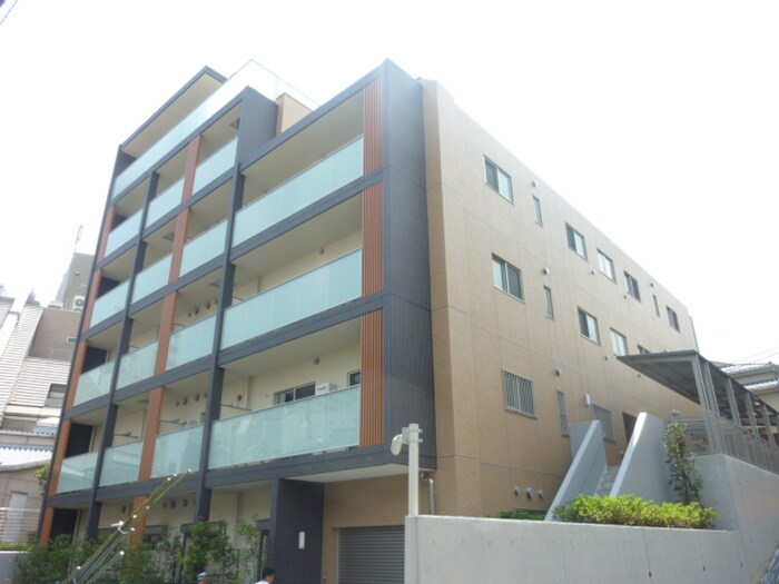 グランディール渋谷神泉の物件外観写真