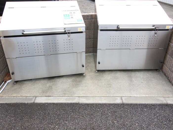 メゾン　フォーリストの物件外観写真