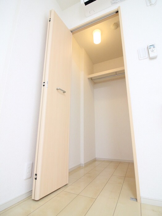 メゾン　フォーリストの物件内観写真