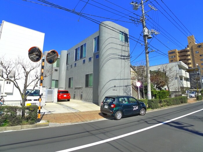 カンラ梅島の物件外観写真