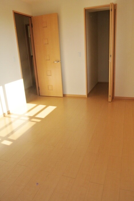 ヴェルドミ－ルⅡの物件内観写真