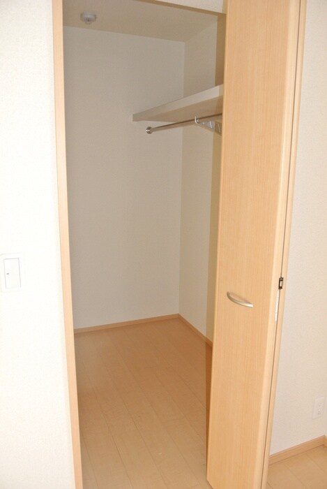 ヴェルドミ－ルⅡの物件内観写真