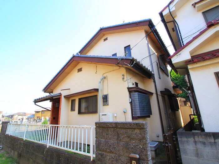 鴻巣市宮前戸建の物件外観写真