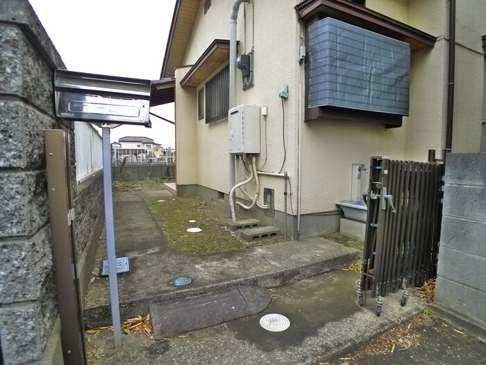 鴻巣市宮前戸建の物件外観写真