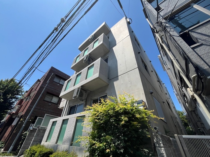 Ｌａｐｉｓ　Ａｚｕｌ　の物件外観写真