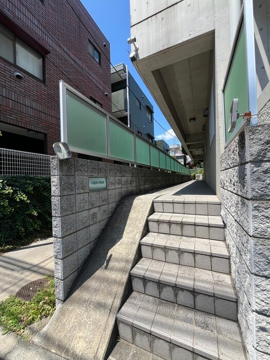 Ｌａｐｉｓ　Ａｚｕｌ　の物件外観写真