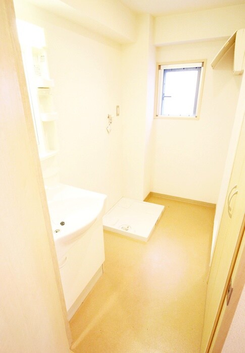 Ｌａｐｉｓ　Ａｚｕｌ　の物件内観写真