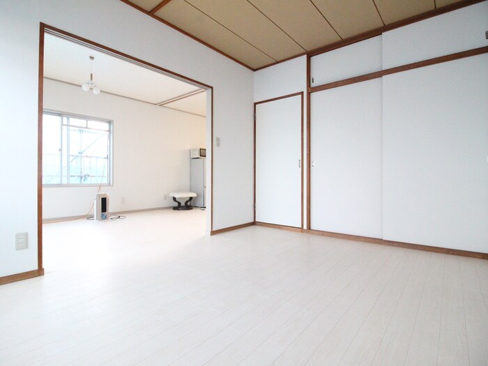 ルモン渋沢駅西の物件内観写真