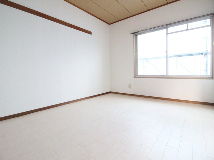 ルモン渋沢駅西の物件内観写真
