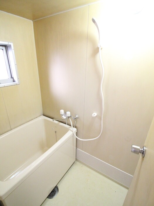 ルモン渋沢駅西の物件内観写真