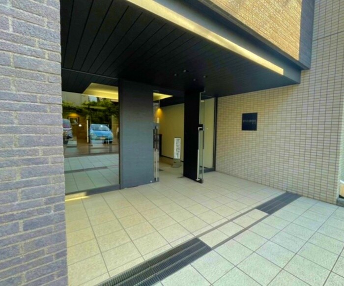 レジディア荻窪の物件外観写真