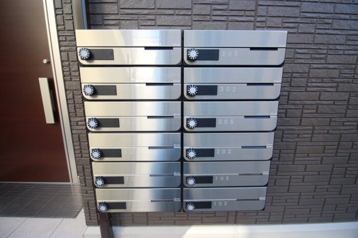 Evergreen Residenceの物件外観写真