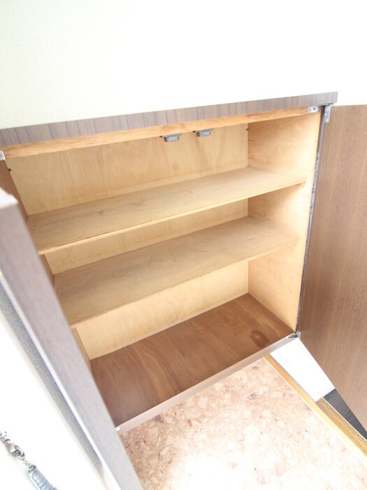 アベニュ－白鳥Ａの物件内観写真