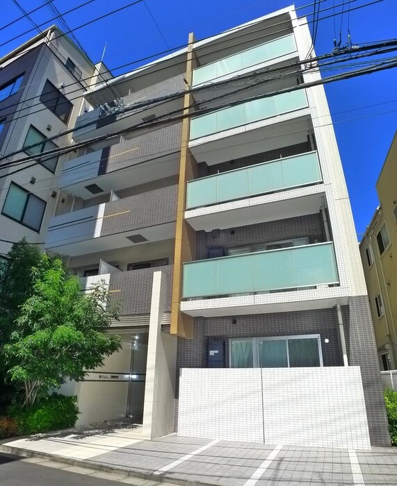 Ｒａｆｆｉｎｅｔの物件外観写真