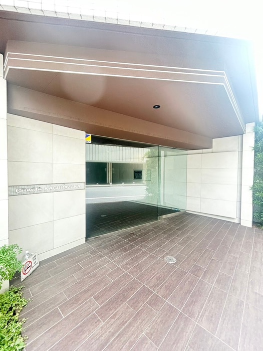 CRACIA神楽坂の物件外観写真