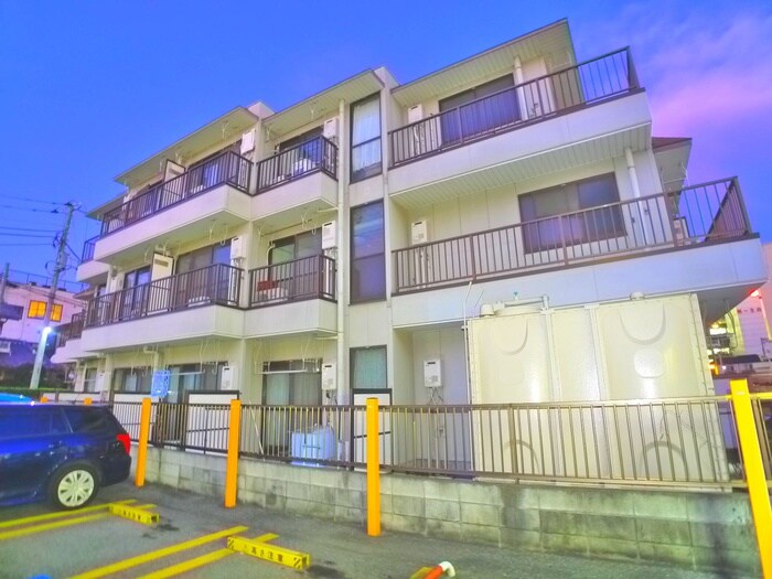 REZET柏の物件外観写真