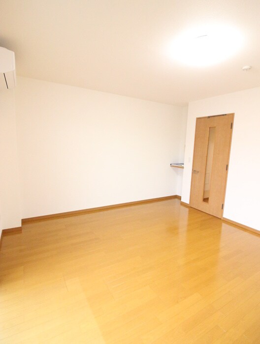 テラス上布田の物件内観写真