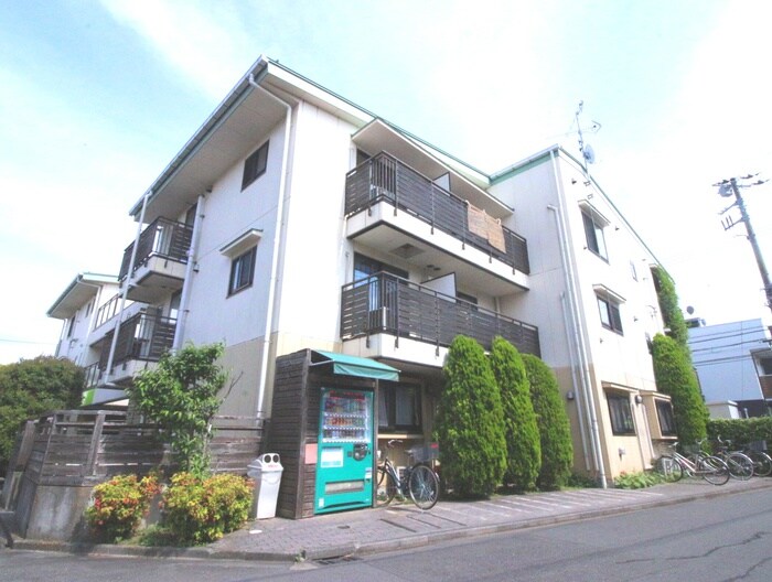 テラス上布田の物件外観写真