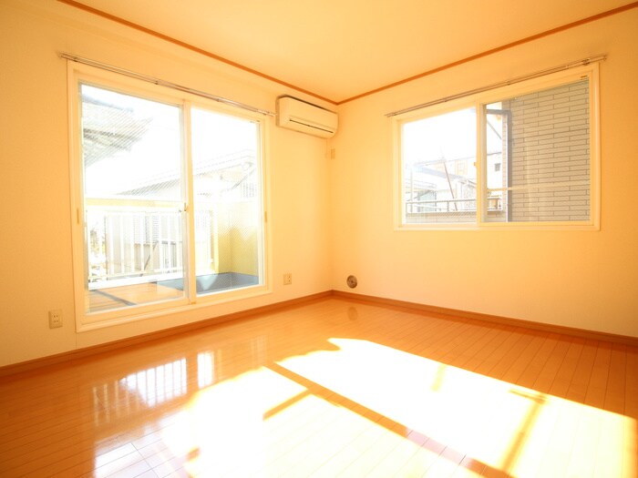 グリーンゲーブルスの物件内観写真