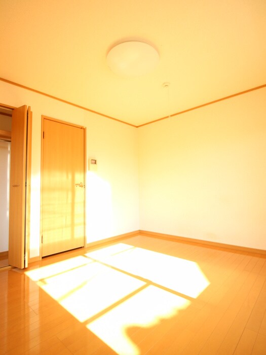 グリーンゲーブルスの物件内観写真