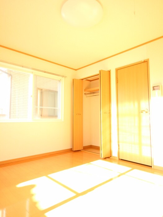 グリーンゲーブルスの物件内観写真