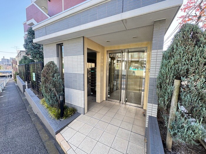 ブライト・アビタシオンの物件外観写真