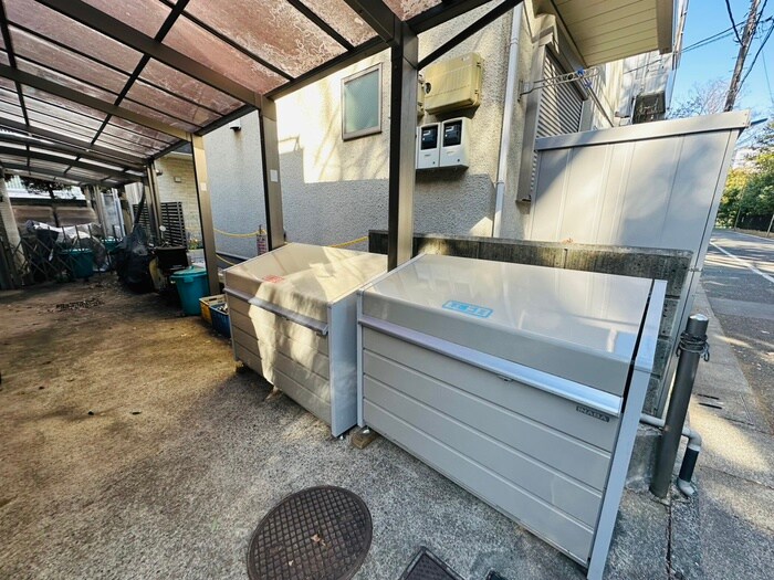 カレド・セルクルの物件外観写真