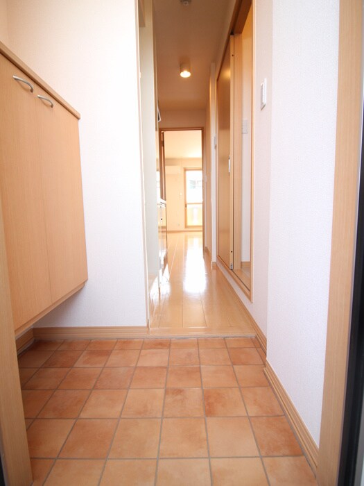 ＧＥＭＩＮＩ　ＯＮＮＡの物件内観写真