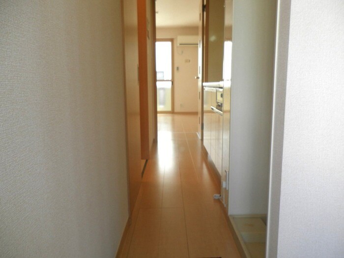 ＧＥＭＩＮＩ　ＯＮＮＡの物件内観写真