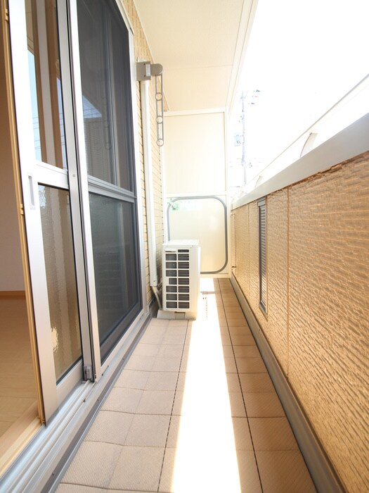 ＧＥＭＩＮＩ　ＯＮＮＡの物件内観写真