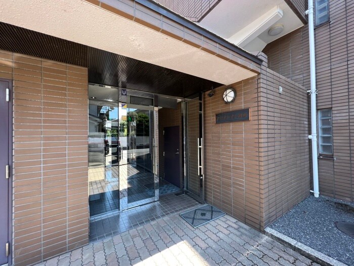 アビタシオン西荻の物件外観写真