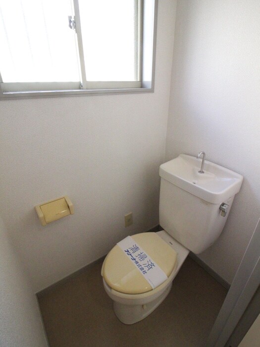 メゾンラフォーレの物件内観写真