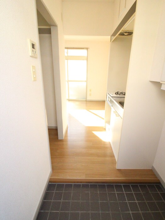 メゾンラフォーレの物件内観写真