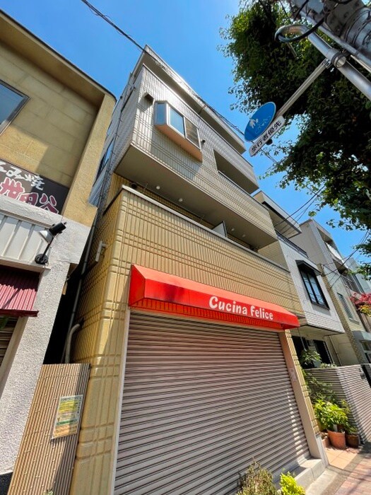 フェリ－チェ世田谷の物件外観写真