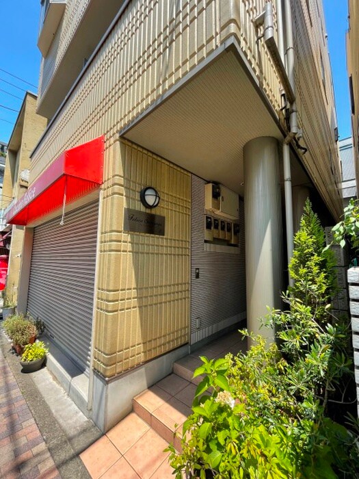 フェリ－チェ世田谷の物件外観写真