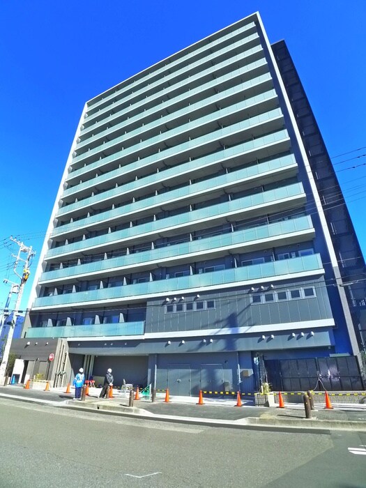 オーパスホームズ南行徳の物件外観写真