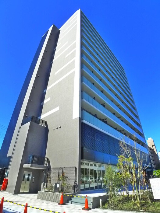 オーパスホームズ南行徳の物件外観写真