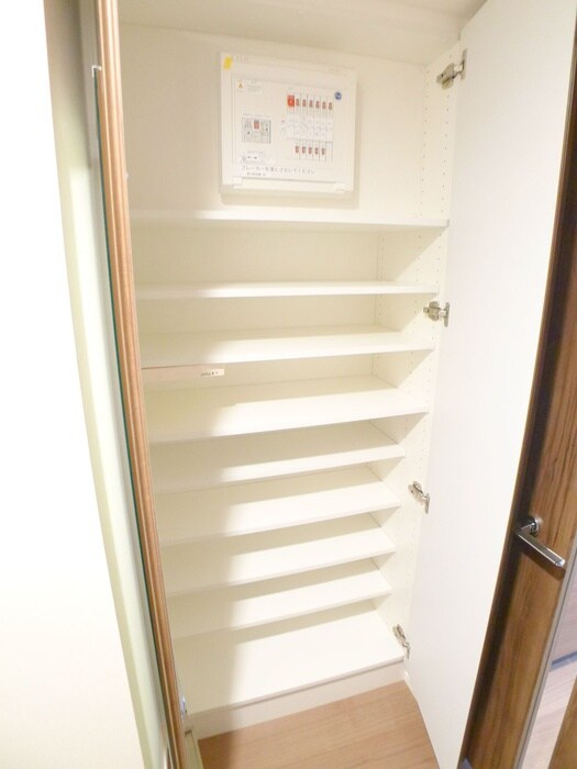 オーパスホームズ南行徳の物件内観写真