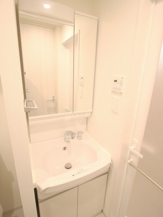 オーパスホームズ南行徳の物件内観写真