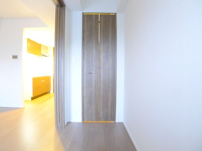 オーパスホームズ南行徳の物件内観写真